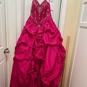 XXL but runs small,corset lacing on the back. New, no tags.